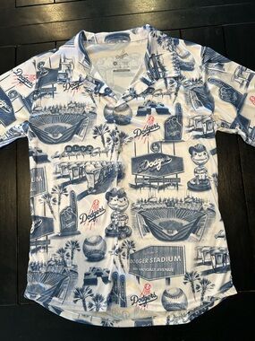 Los Ángeles Dodger shirt